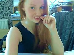 Comely Webcam Charmer Turns Around And Starts Masturbating Porn Videos