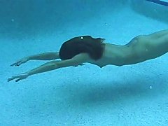 My Mischievous Girlfriend Jacks Off My Cock Underwater Porn Videos